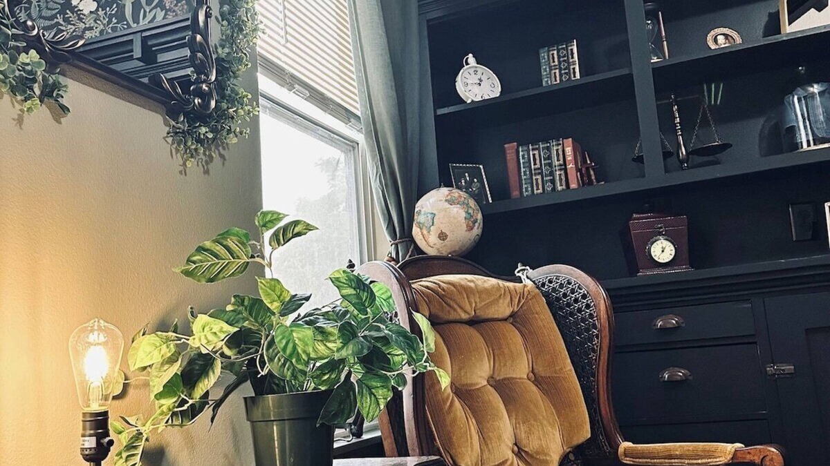 Northeast Neighbors Apartment | Mr. McGregor’s Garden- Vintage maximalist