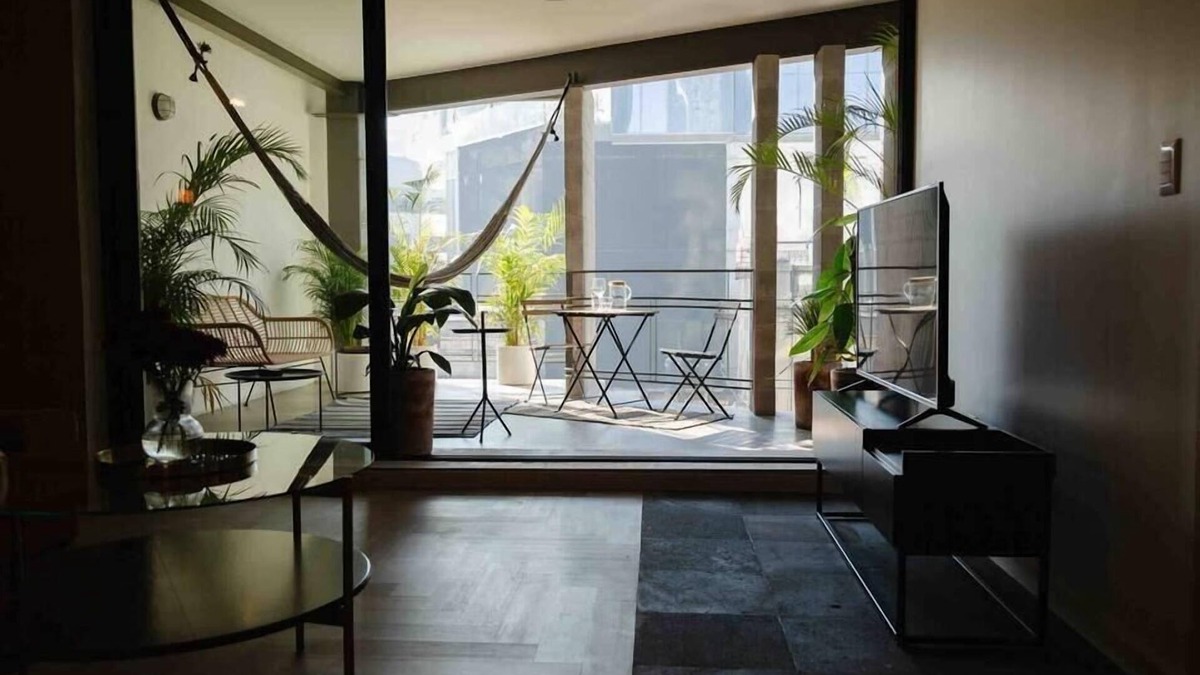 Zona Rosa Apartment | Mr. W | Roma PH with Balcony next to Cibeles | 2BR
