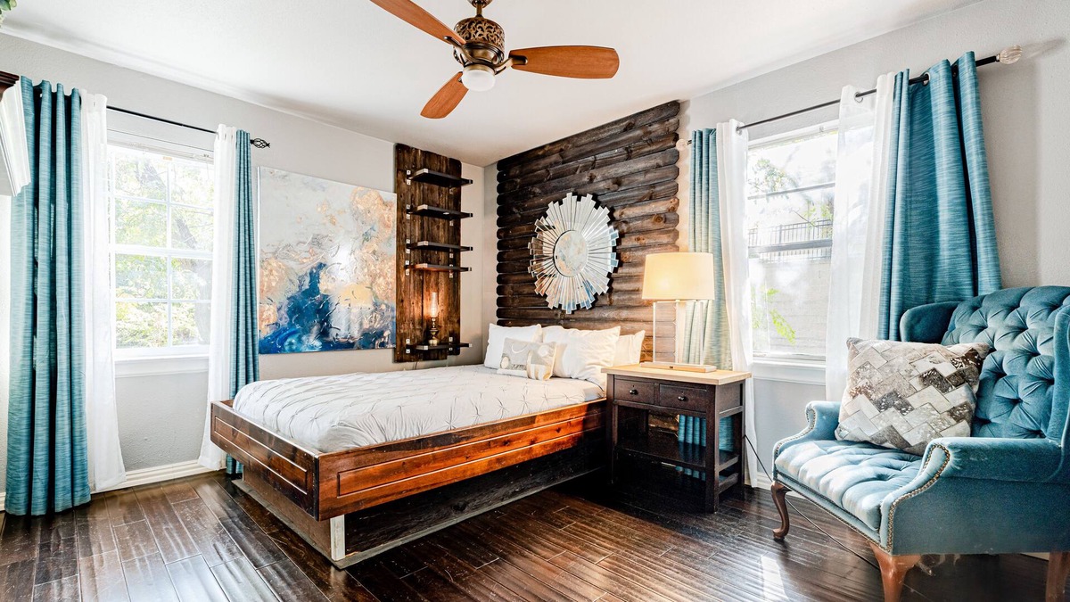 Dawson House | Mr. Wilson | A perfect homebase for your adventures in Austin