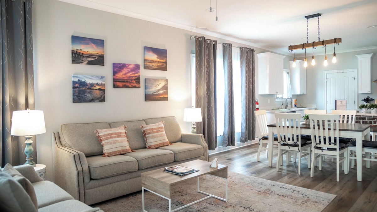 Biloxi House | Ms Annie's Coastal Hideaway - the perfect location in downtown Ocean Springs!