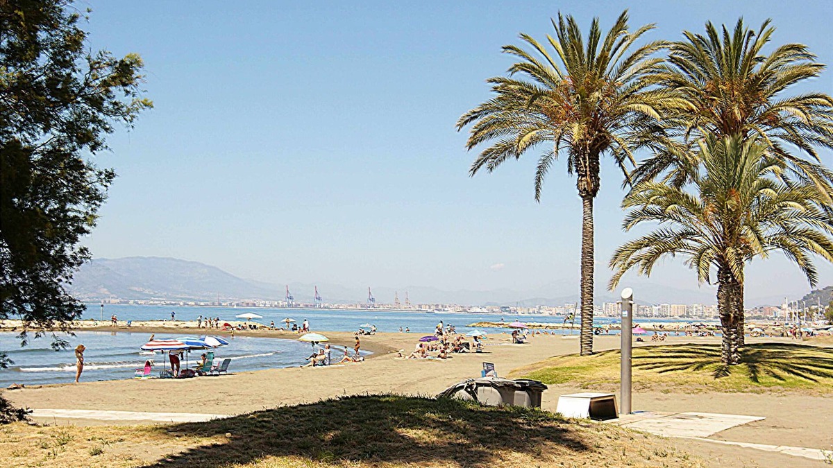 Playas del Palo Apartment | Mshome First Line in Malaga
