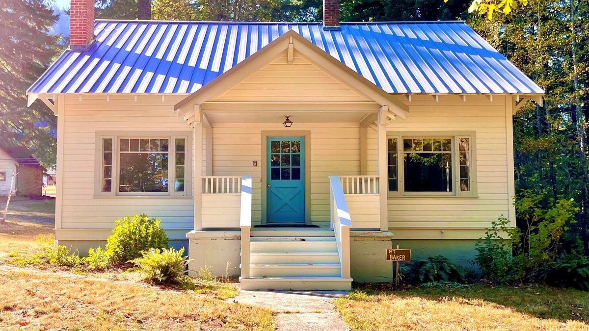 Carson House | Mt. Baker House