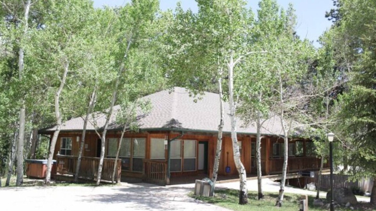Salida Ski Chalet | Mt. Columbia Chalet at Creekside Chalets