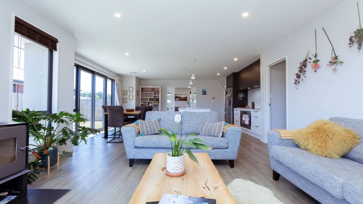 Methven House | Mt Hutt Views on Memorial Cres