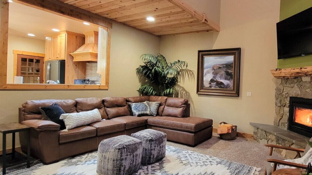 Donnelly Apartment | Mt. Leon Lodge .