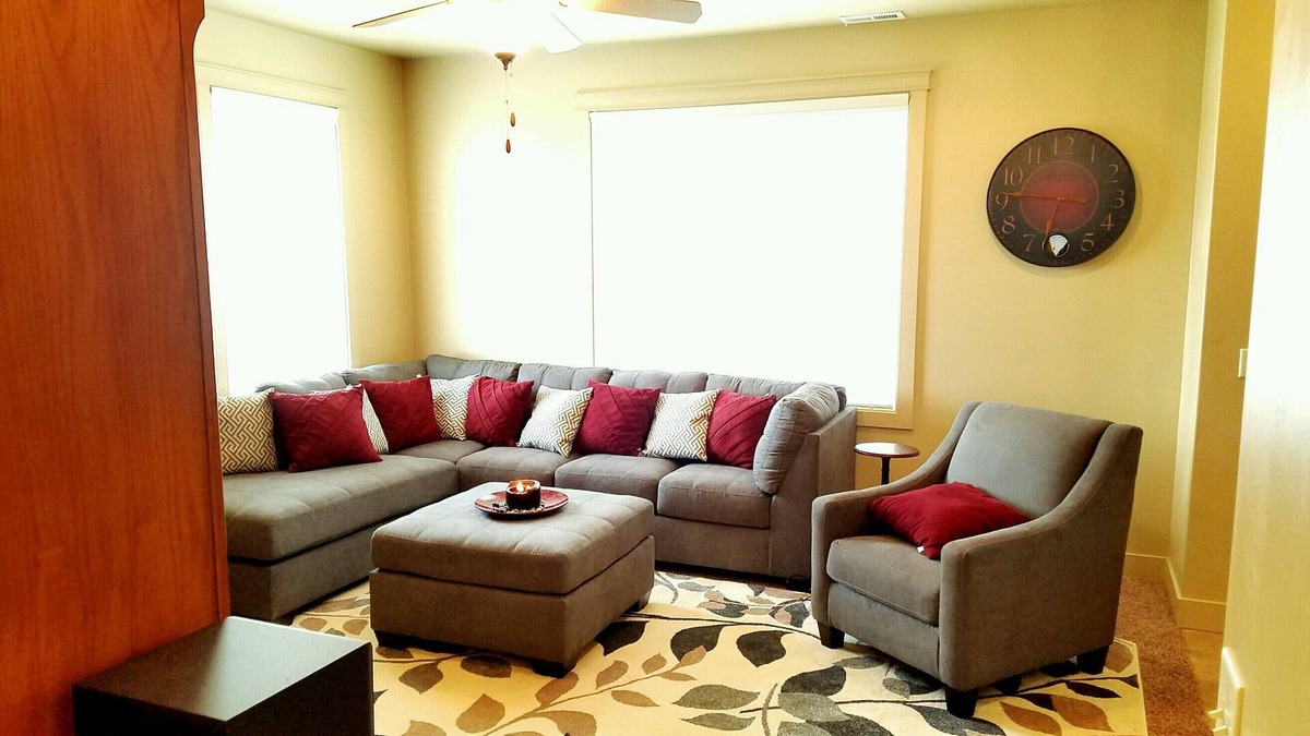 Pleasant View House | Mt View Home-Close to Golf/Skiing/Trailheads
