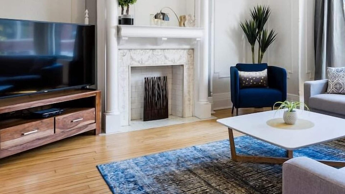 Mile End Apartment | MTLVR #08 | Mile End area, 2BA, near the mountain