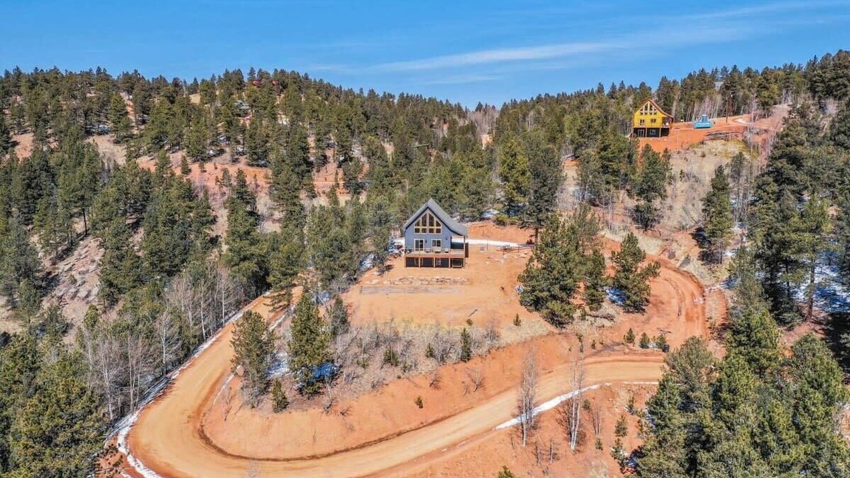 Rainbow Valley Cabin | MTN Cabin- Peaceful Getaway -Amazing Views!