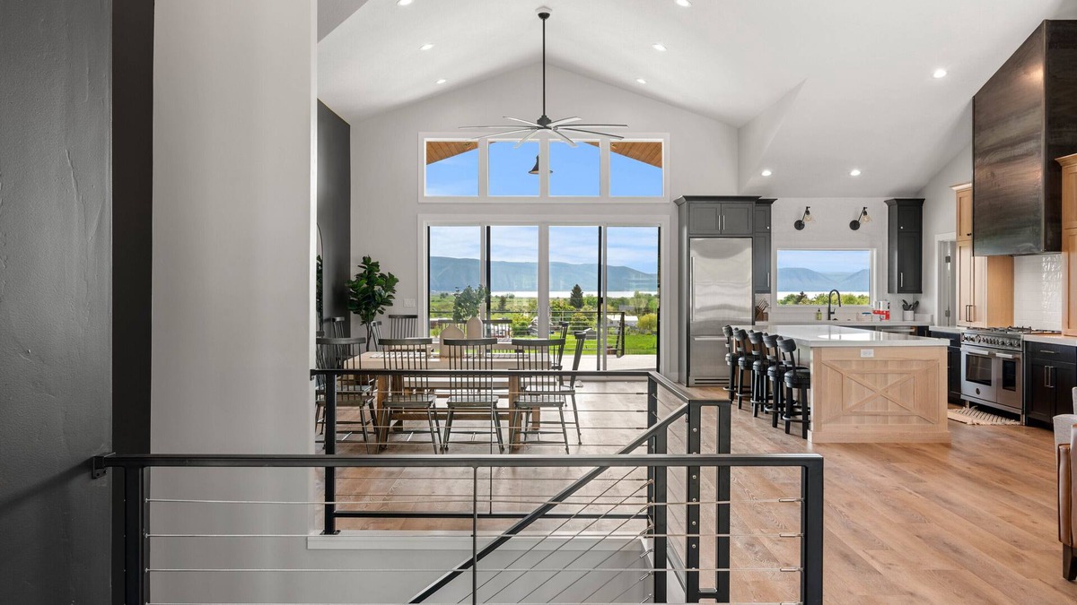 St. Charles Cabin | Mtn. Shadow Lodge North with Indoor Pool (Sleeps 38) by Bear Lake Luxury Rentals
