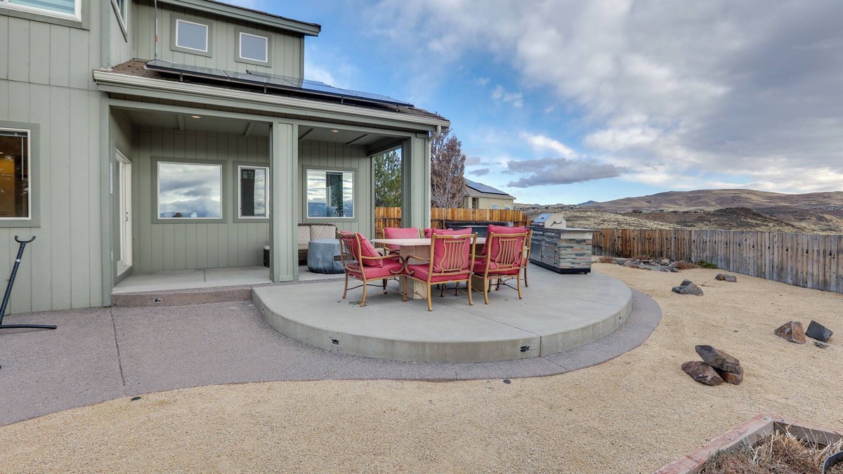 Sparks House | Mtn-View Escape w/Hot Tub in Sparks!