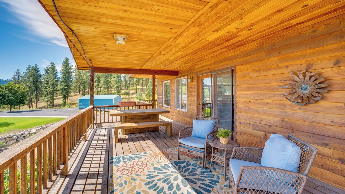 Republic House | Mtn-View Getaway w/Spacious Deck in Republic!