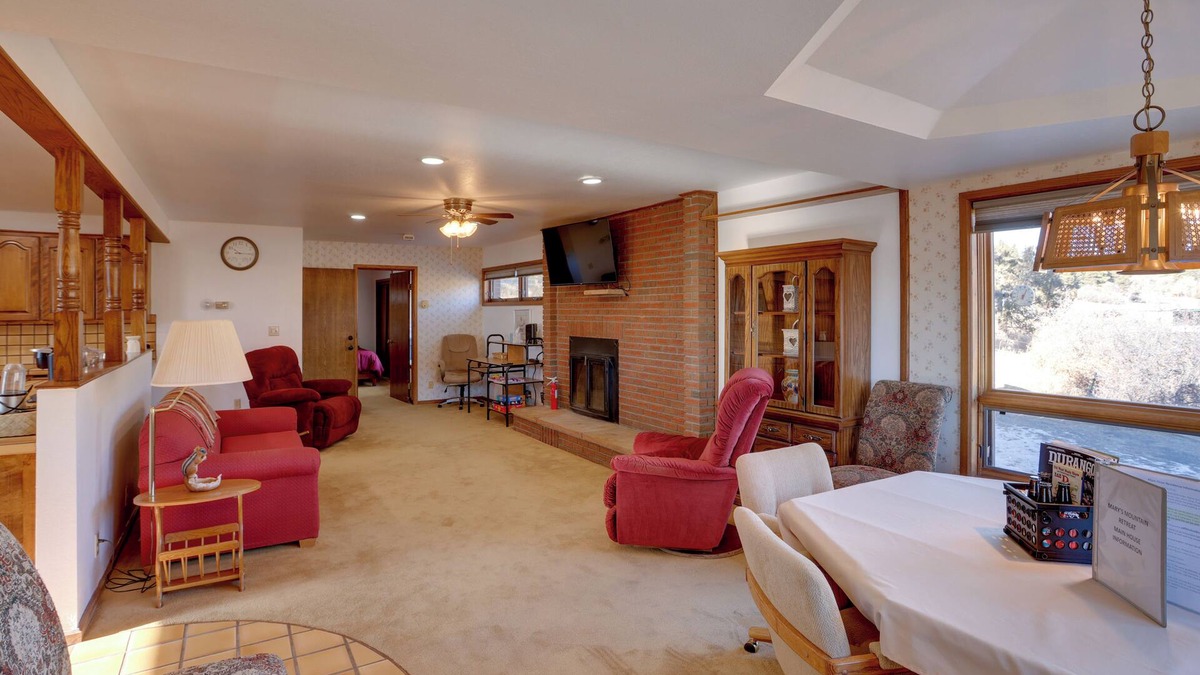 Durango - Purgatory Apartment | Mtn-View Retreat Near Hiking in Bayfield!
