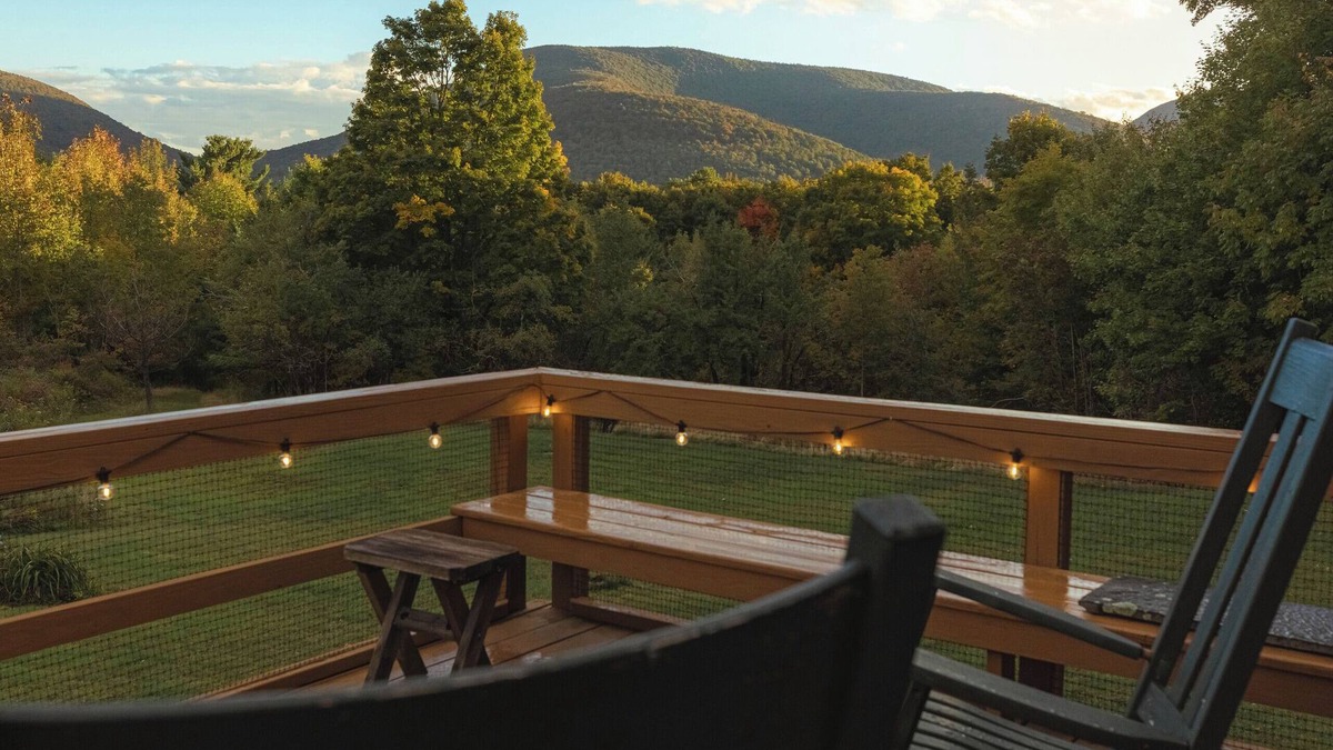 West Kill Cabin | Mtn Views Firepit 5 Min to Hiking + Brewery