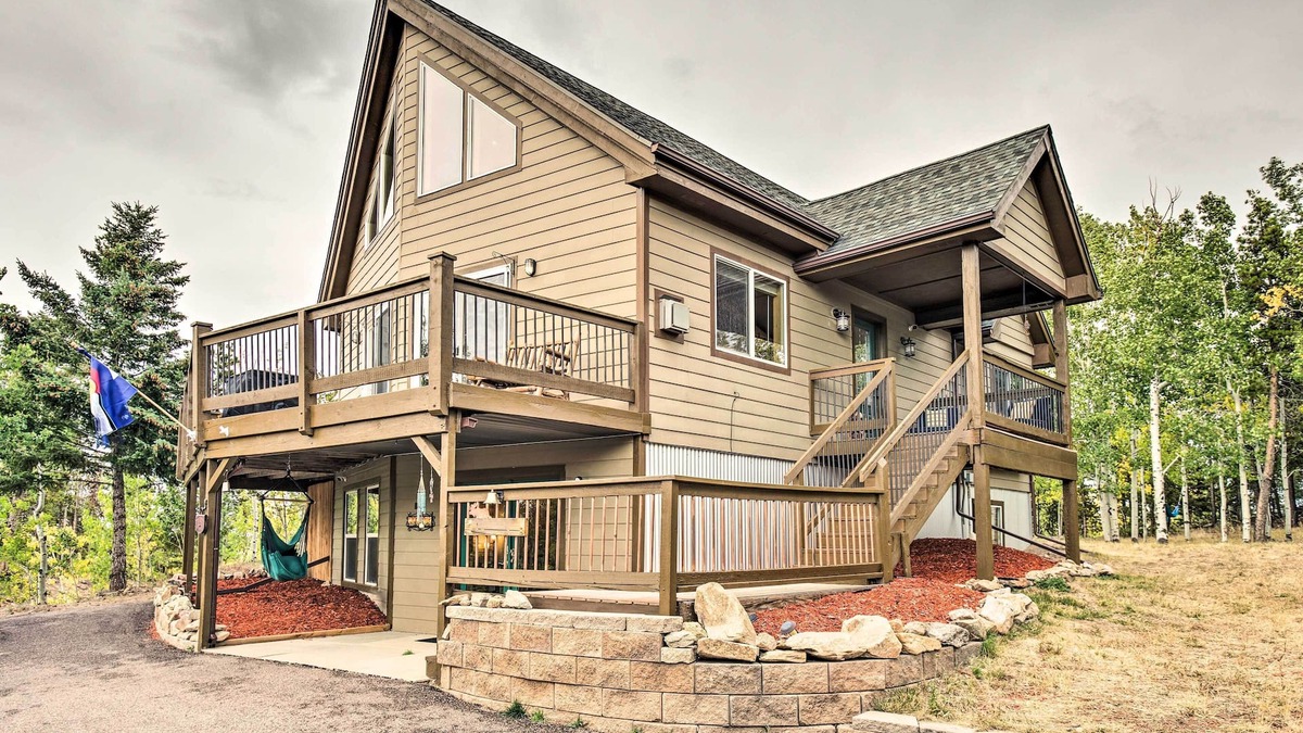 Morrison House | Mtn Views & Game Room: Cozy Retreat in Morrison
