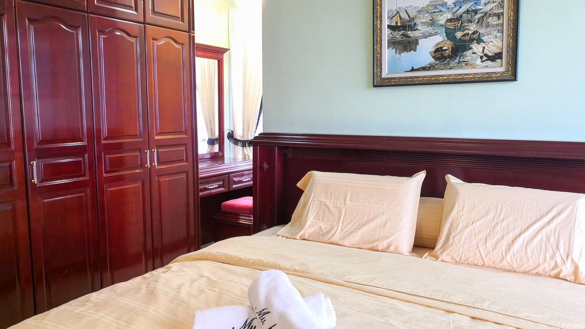 Hulu Selangor House | MU Mawar | Deluxe 3 Bedrooms