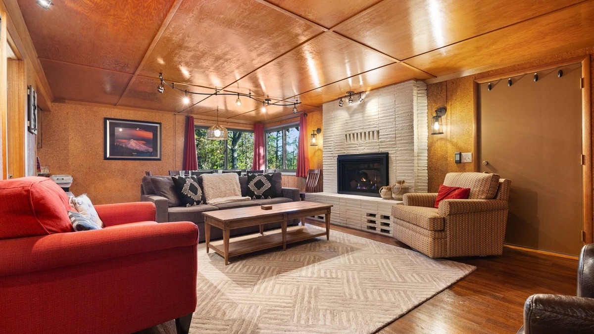 Government Camp House | Mucoy Retreat, Government Camp, Cozy Cabin, Ski Inn Location