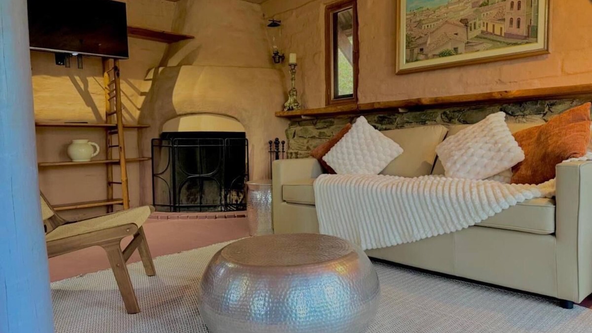 Macclesfield Cottage | Mudbrick Retreat in Adelaide Hills - Maccy's Cottages!