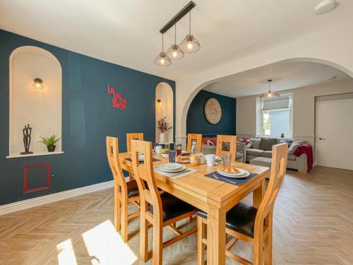 Dowlais House | Mulberry House, Dowlais