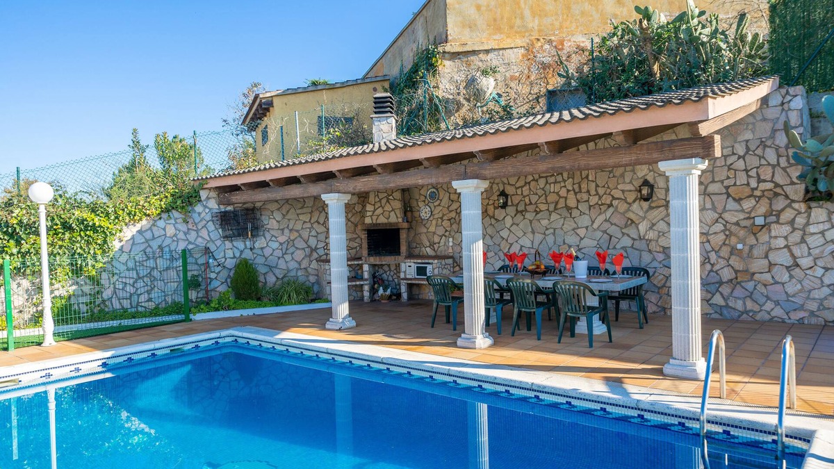 Mas Altaba Villa | Mulberry Lux House, Beautiful outdoor area with pool and barbecue