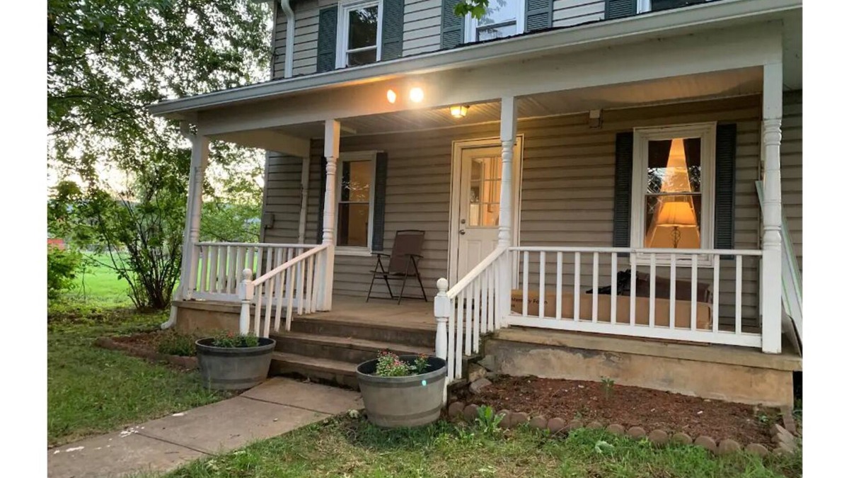 Fishers Hill Other | Mulberry Run Farmhouse - Steps away from family-run Farm Market!