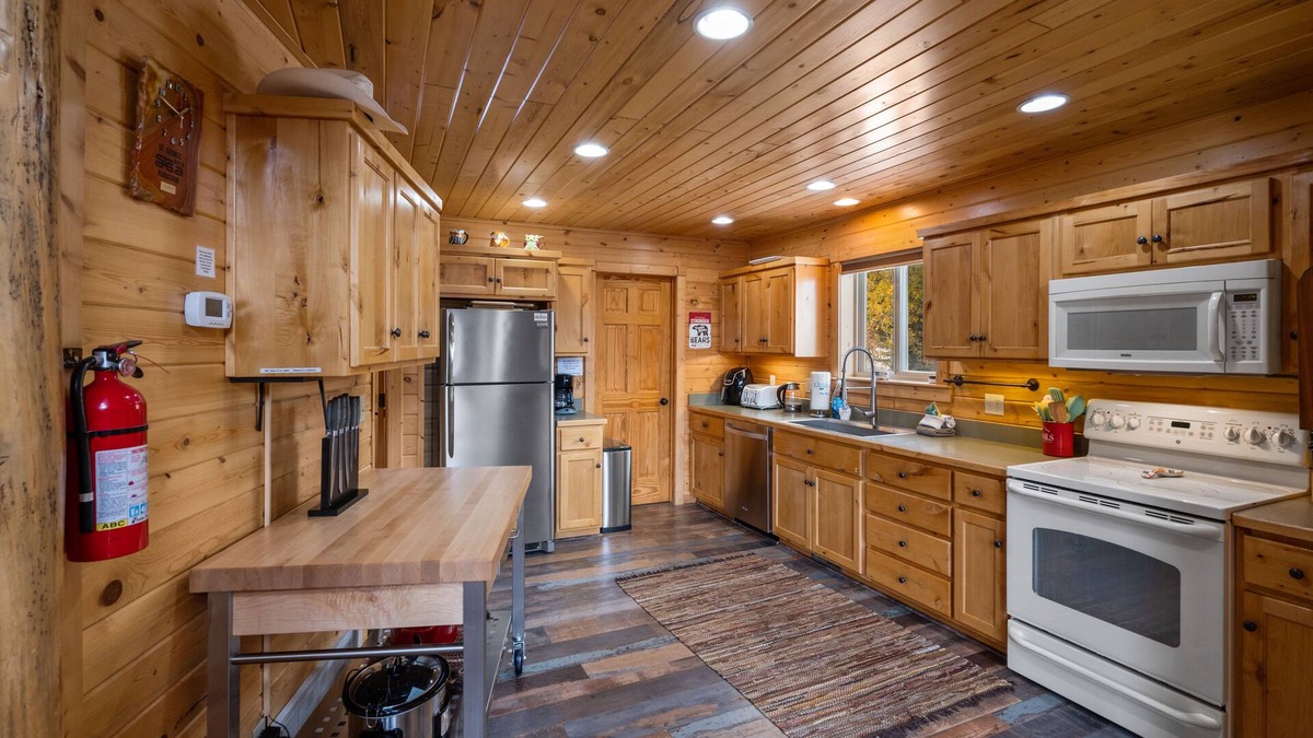 Lazy Acres House | Mule Deer Cabin