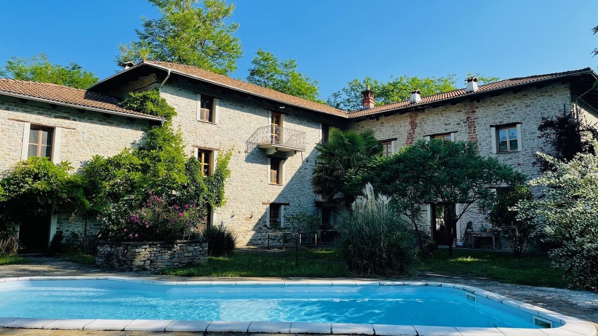 Torre Bormida House | Mulino Gorretta, en Historisk Mølle med Privat Swimmingpool