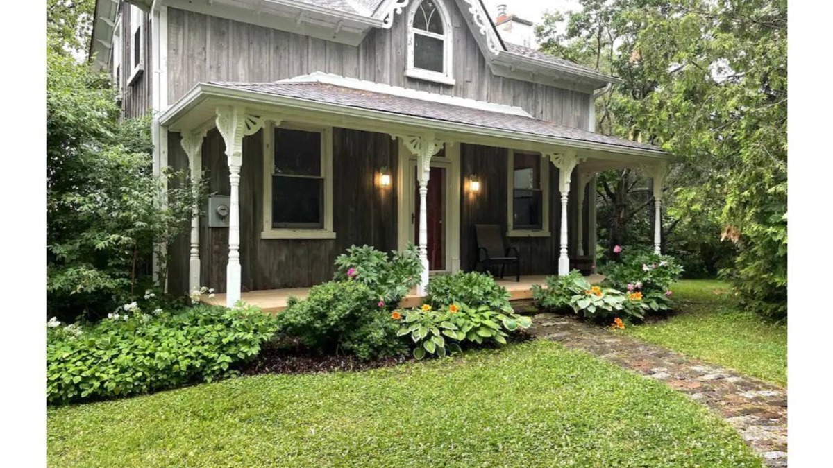 Creemore House | Mulmur Getaway, outside of Creemore