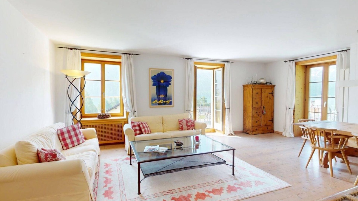 Silvaplana Apartment | Multi-family house in a sunny and quiet location in Silvaplana, just a few minut