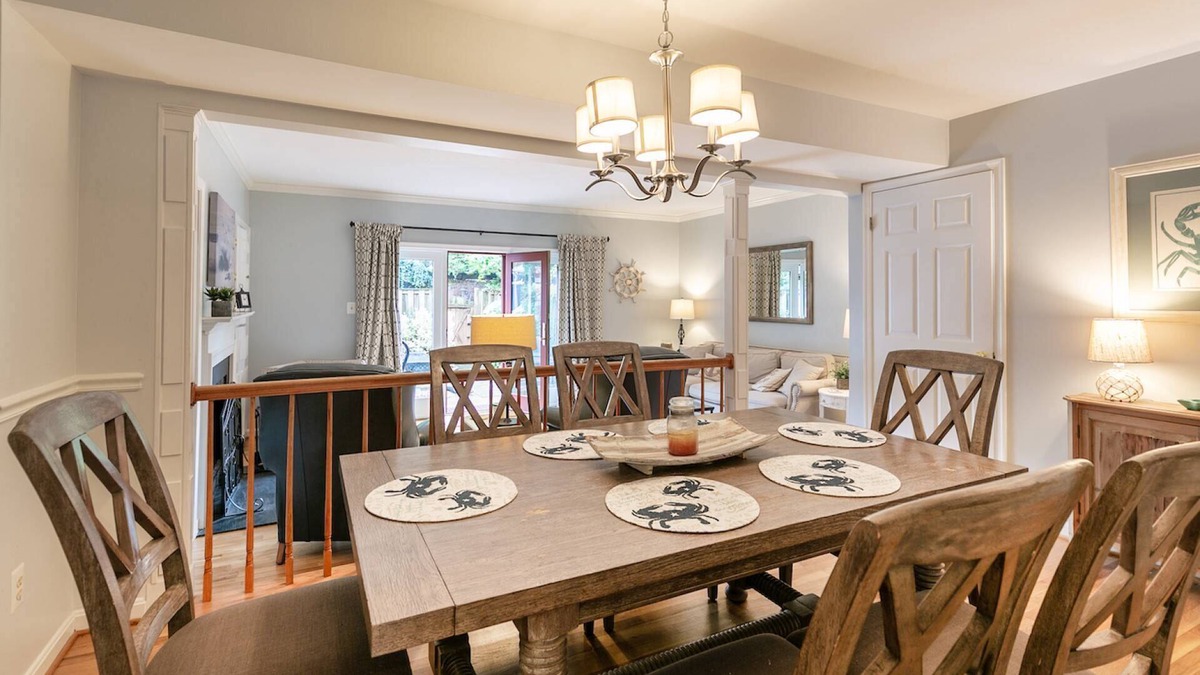 Historic District House | Multiple Gathering Spaces, Private Backyard & Free Parking at Townhome 1 Block to Capital Bldg