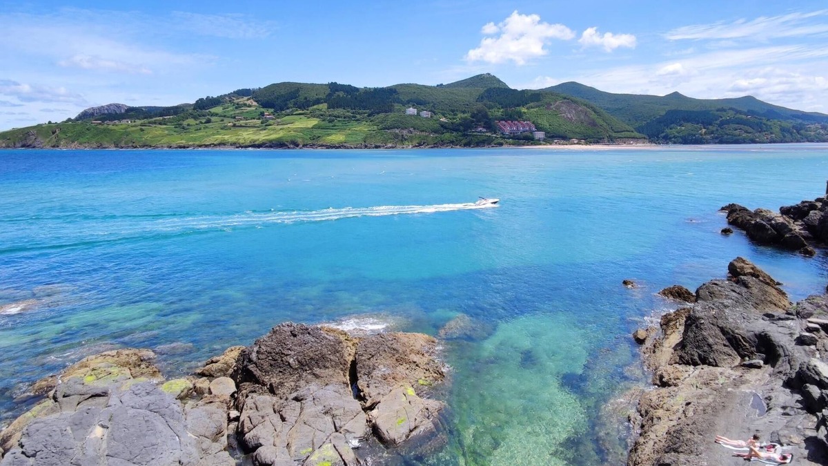 Mundaka Apartment | Mundaka Beach Flat + parking privado