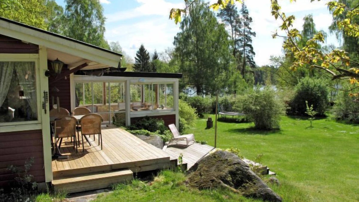 Asarum House | Munkhalla Morgonsolen by Interhome