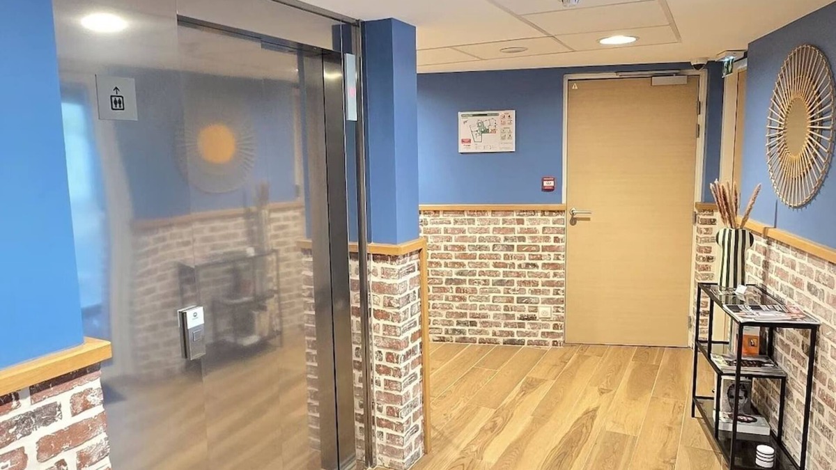 Vanves Apartment | Murillo Suite #24- Rooftop & Air Conditioning