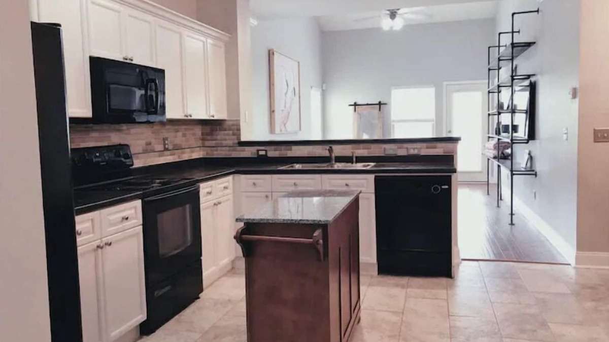 Nashboro Village House | Music City Getaway