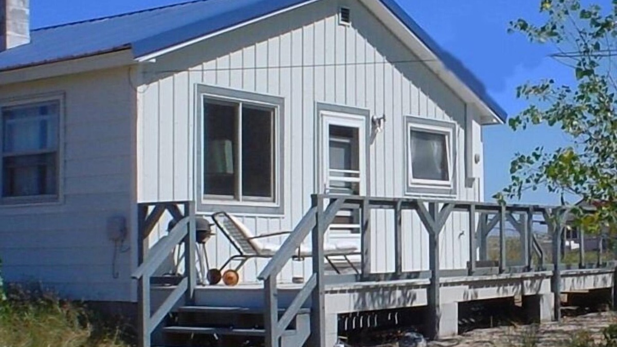 Grand Marais Cottage | Music makers' cottage