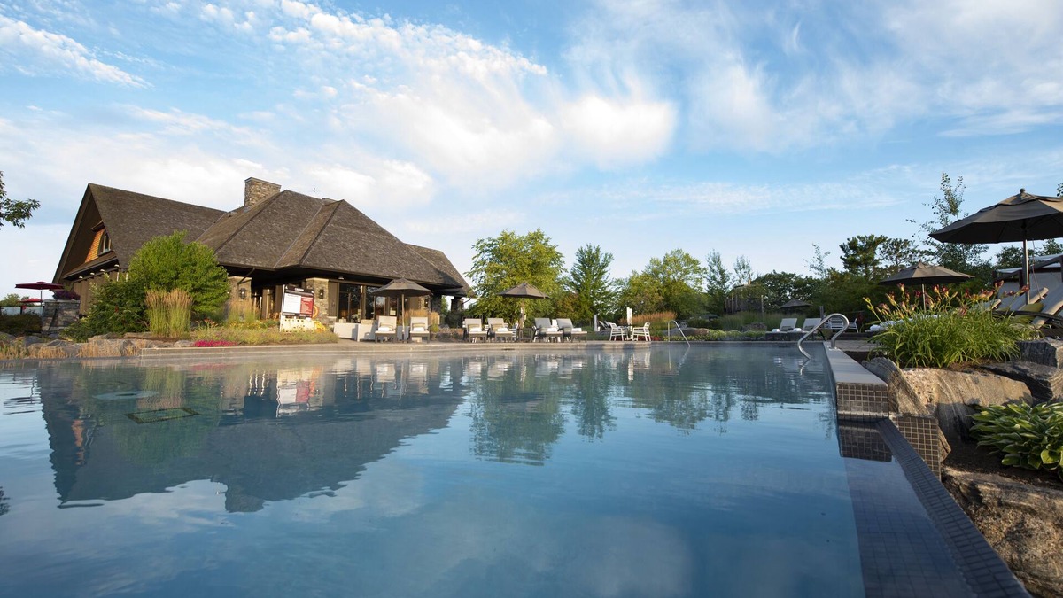 Gravenhurst Hotel | Muskoka Bay Resort