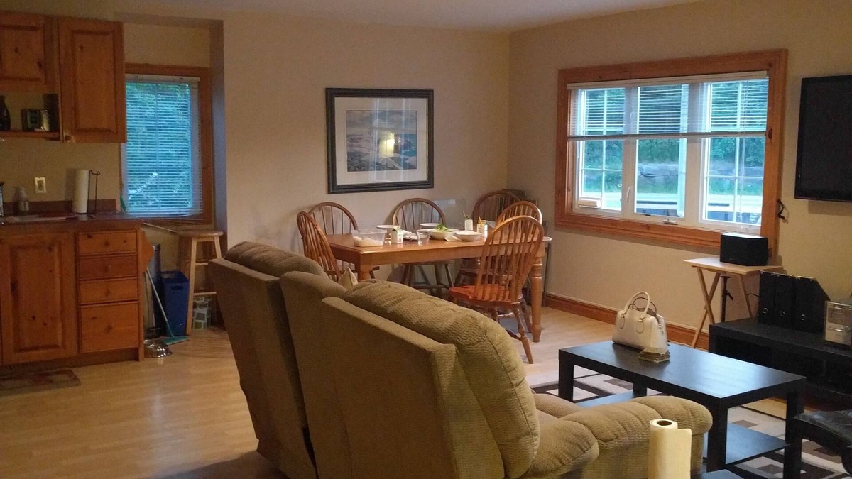 Gravenhurst House | Muskoka Lake and Marina View Room