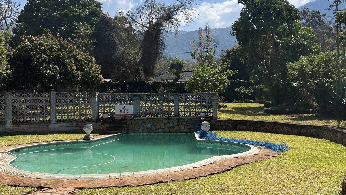Mutare Apartment | Mutare Manor : The Master - 2306