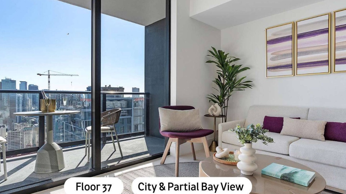 Flagami Apartment | MVR Skyline Luxury in Downtown Miami