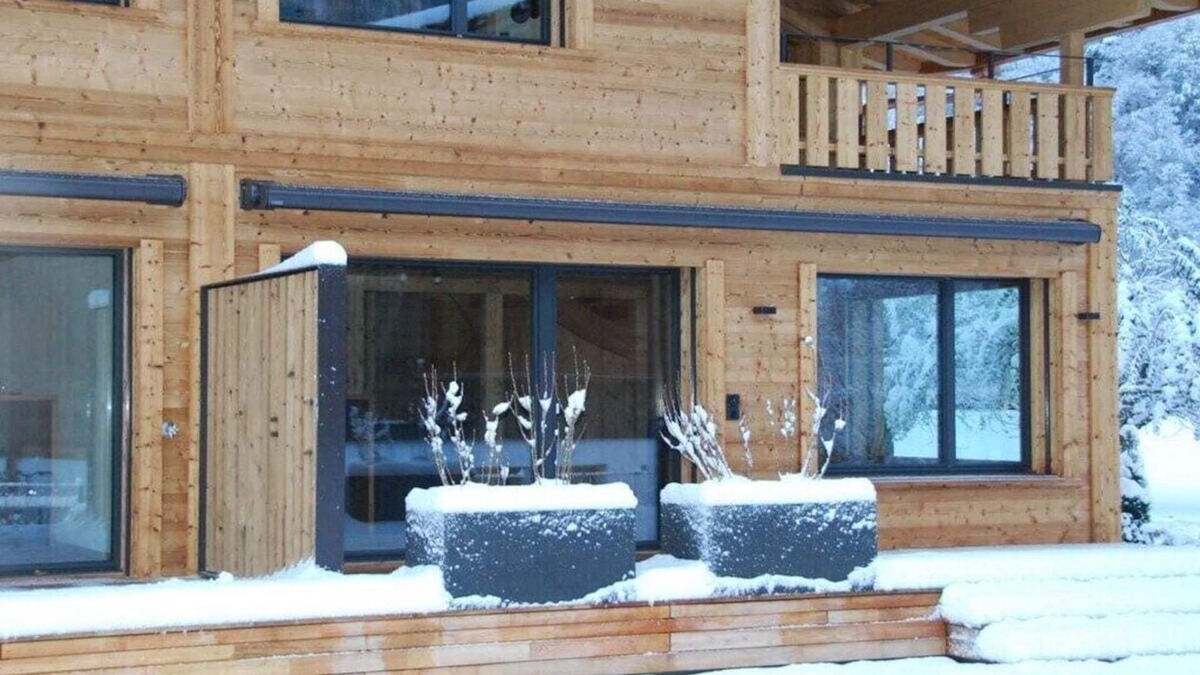 Meiringen Ski Chalet | My Chalet Reichenbachfall