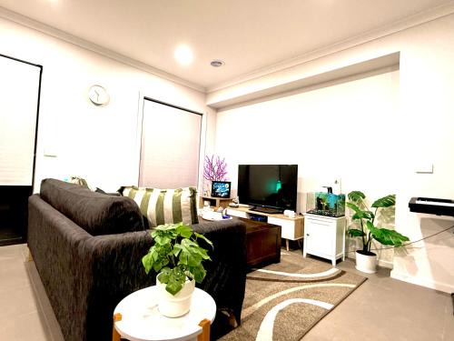 Clyde North House | My cosy holimall