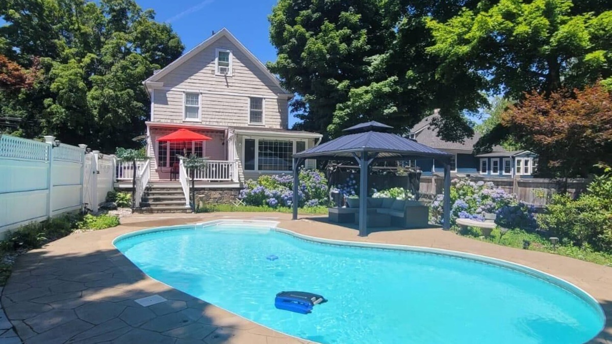 Danbury House | My favorite place!
