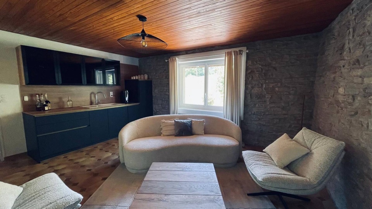 Valfin-sur-Valouse House | My grandmother's farm - jura, standing house 25 min from the lake