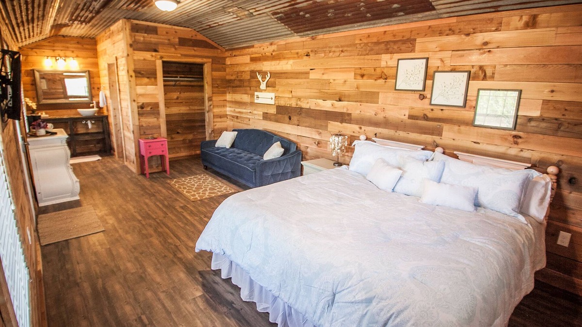 Driftwood Cabin | My Humble Abode - Cabins Onion Creek