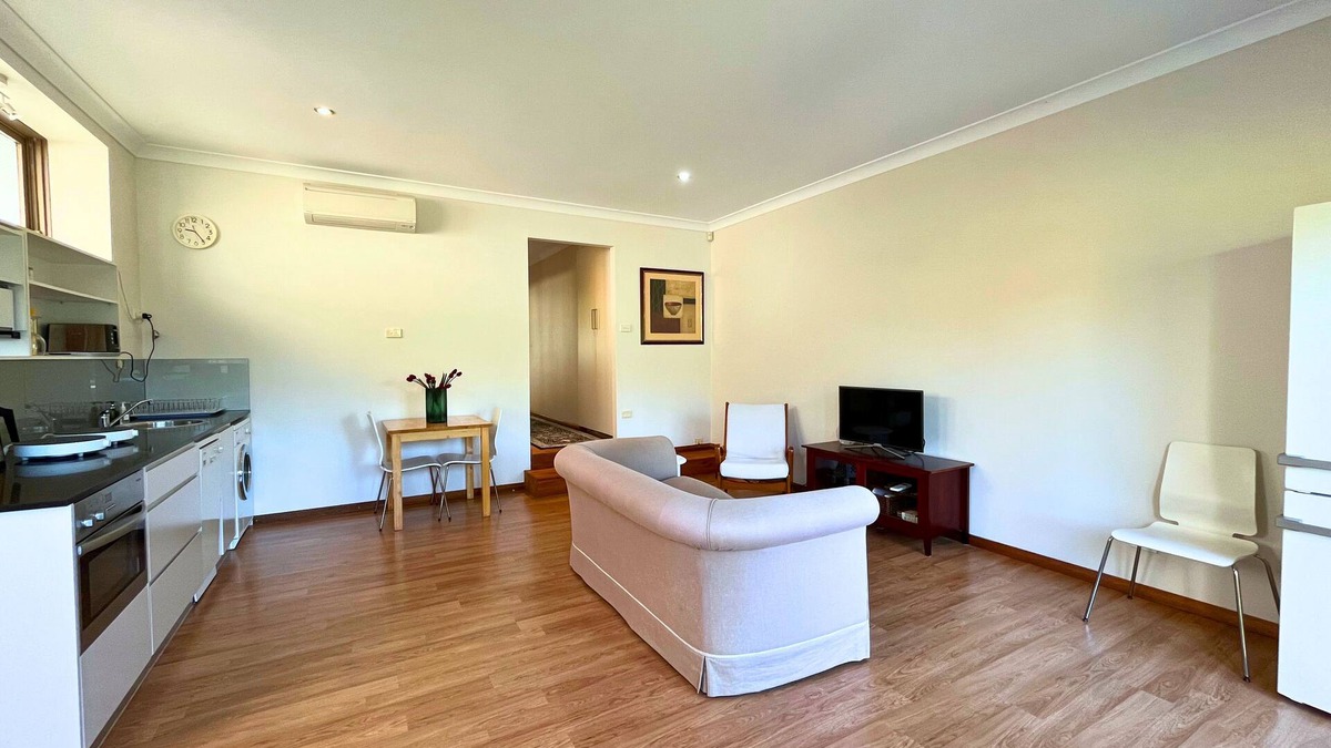 Killarney Heights House | My Place - Light Filled & Specious Retreat in a Prime Location