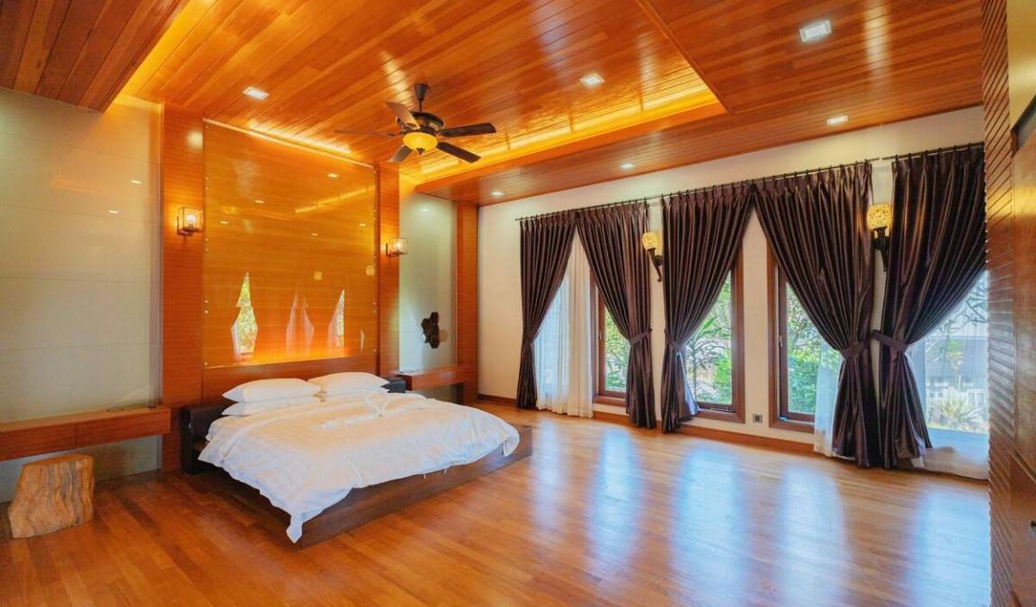 Taman Jubilee House | 1000 m² Bungalow ∙ 5 bedrooms ∙ 20 guests