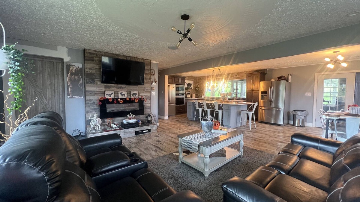 Walton Other | My ranch is a dream come true and im willing to share it so please with respect