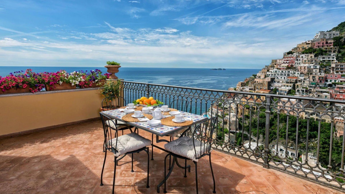 Liparlati Apartment | My Rental Homes - Casa Praiano 5 minute walk from Positano downtown with sea view