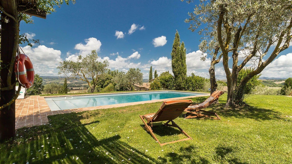 Guardea Villa | My Rental Homes - Villa Molinazzo 10: pool and lovely view of the surrounding hills