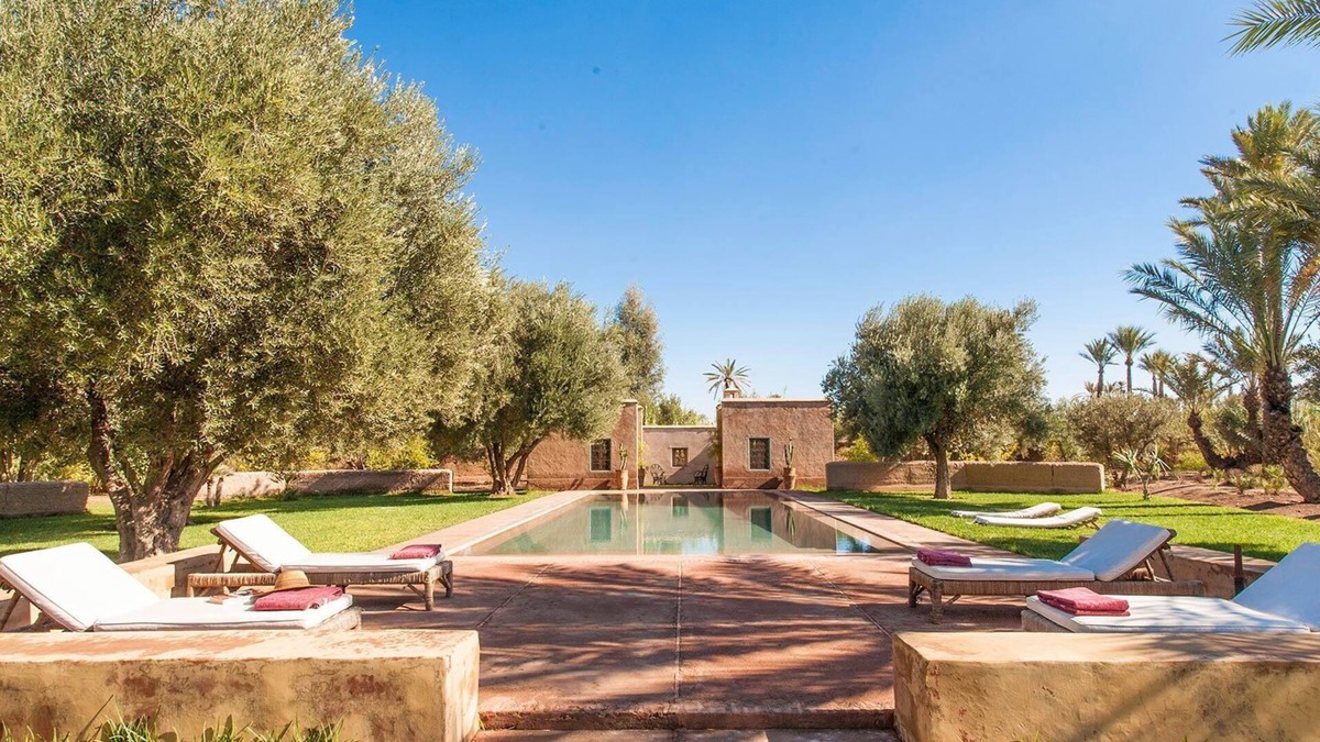 Annakhil Villa | My Rental Homes - Villa Amiral with priate pool and large garden