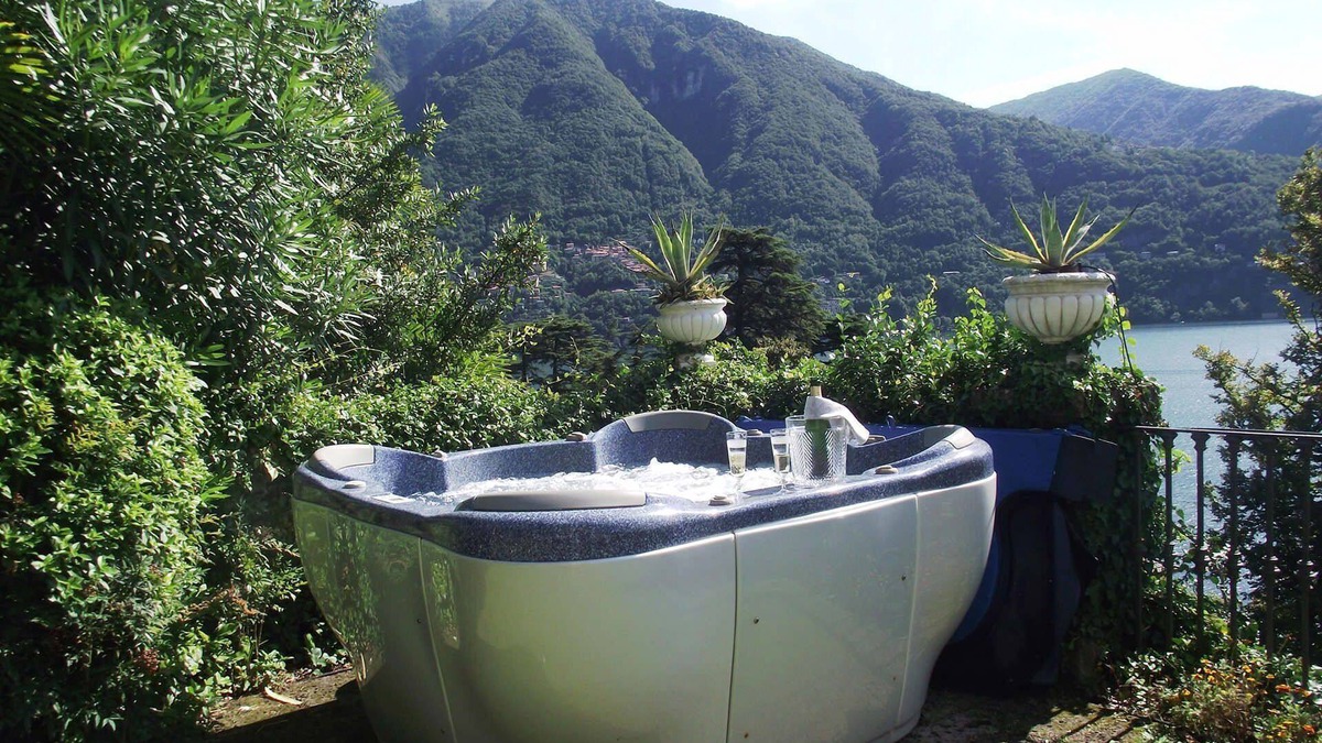 Laglio House | My Rental Homes - Zarina with amazing Como Lake view, external jacuzzi and garden